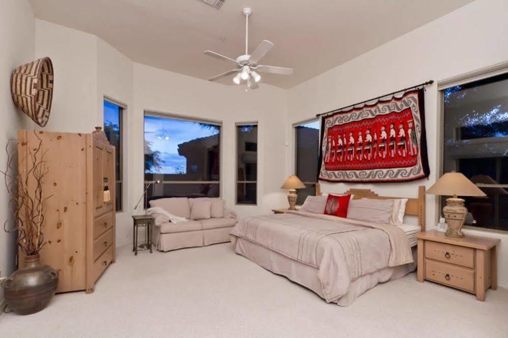 Honey Mesquite Getaway In Legend Trail Apartment Carefree Exterior photo
